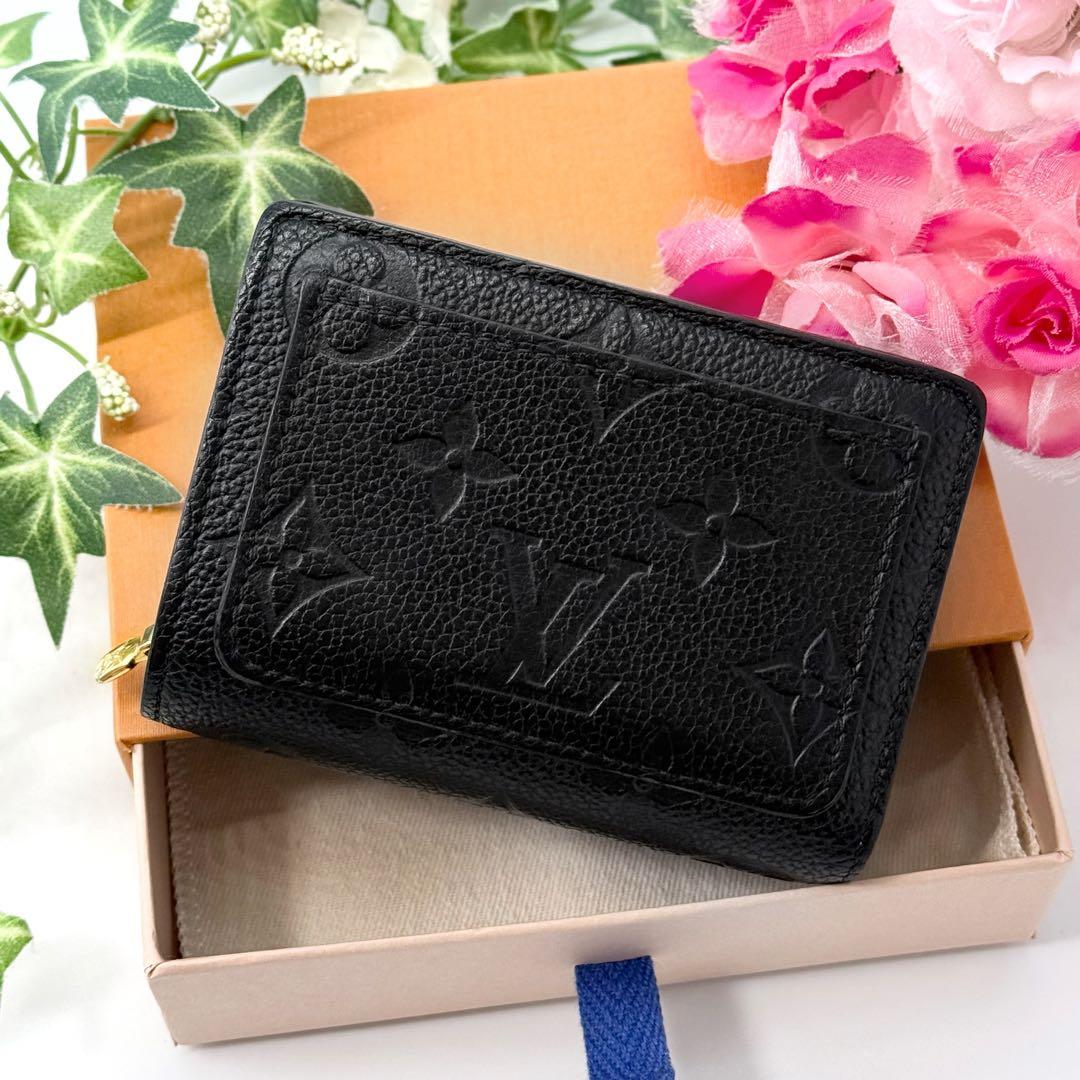 ✨極美品 現行モデル✨ルイヴィトン アンプラント クレア 折り財布 ブラック箱袋