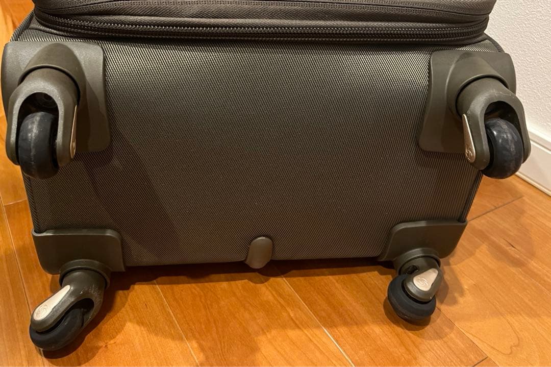 サムソナイト　スーツケースケース