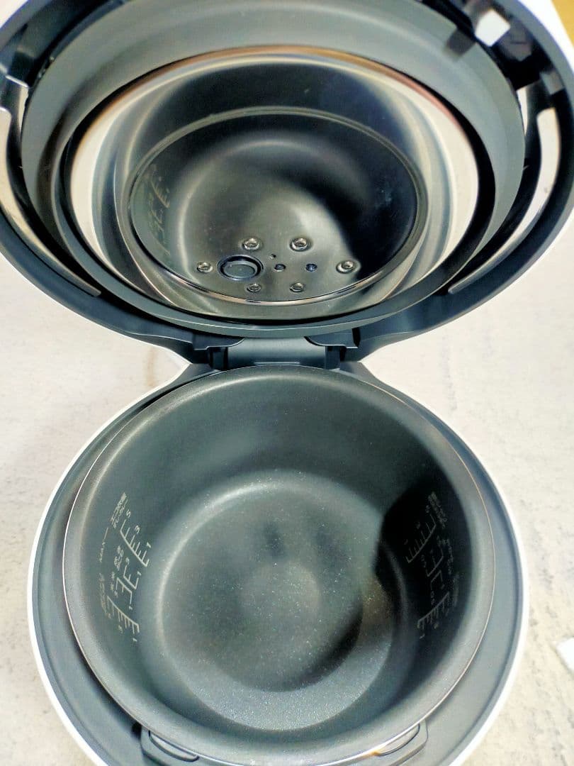 【未使用】パナソニック 圧力IH 炊飯器 SR-NB102 5合