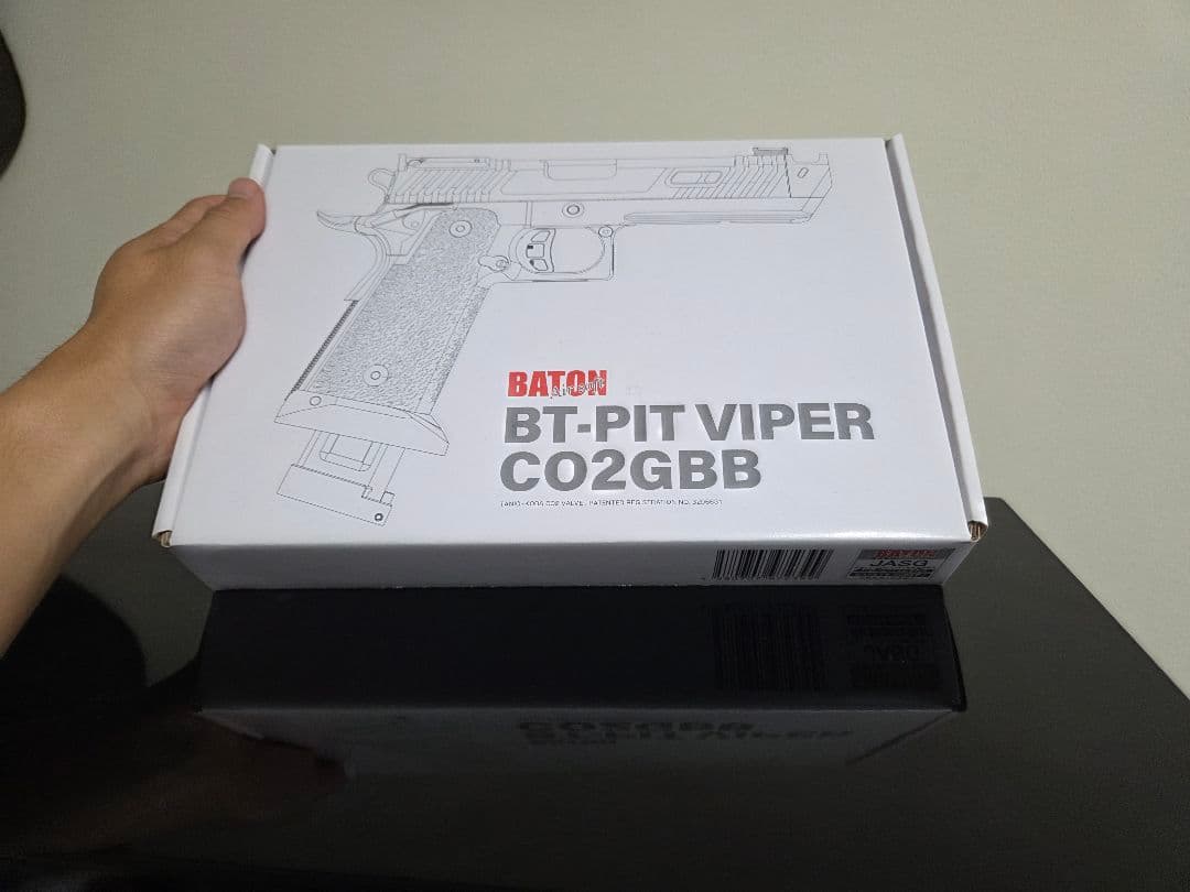 誠*様 ジョンウィックビットバイパー ガスガン ブラック マガジン3本付き