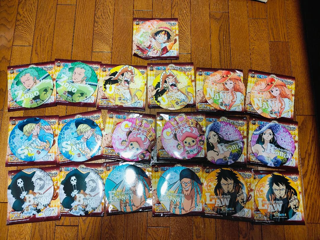 ONE PIECE ワンピース セブンイレブン限定 BIG缶バッジ 15周年