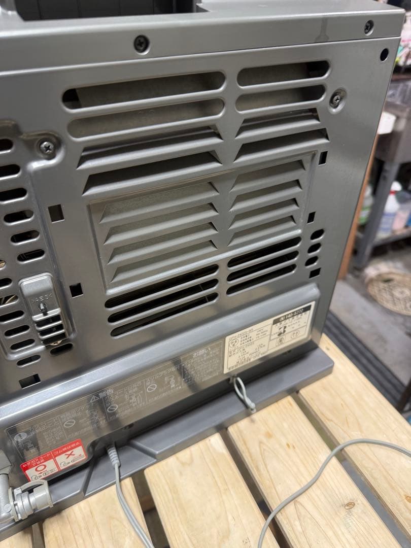 【洗浄消毒作業済】ノーリツ　ガスファンヒーター　都市ガスGFH-2402S-W5