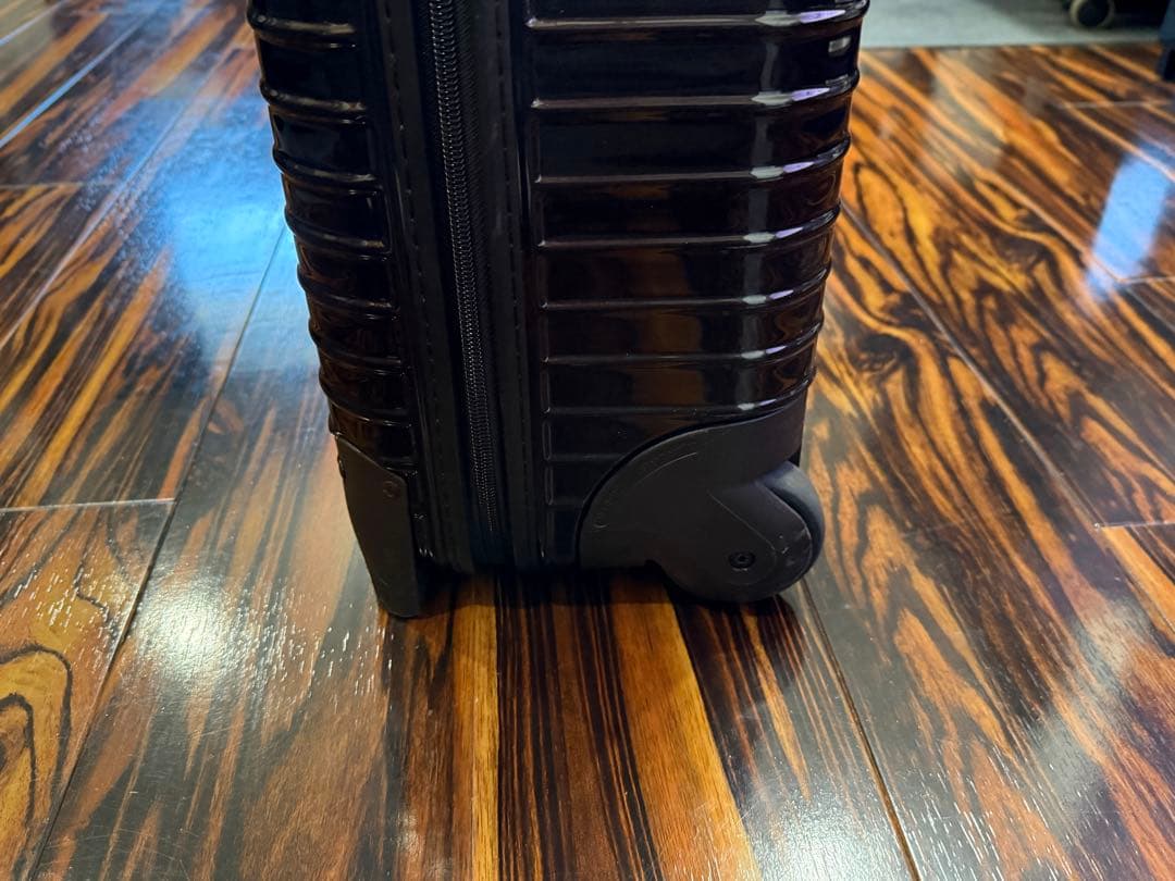 旅*は様 美品　RIMOWAリモワ　サルサデラックス　ビジネストロリー2輪　ブラ