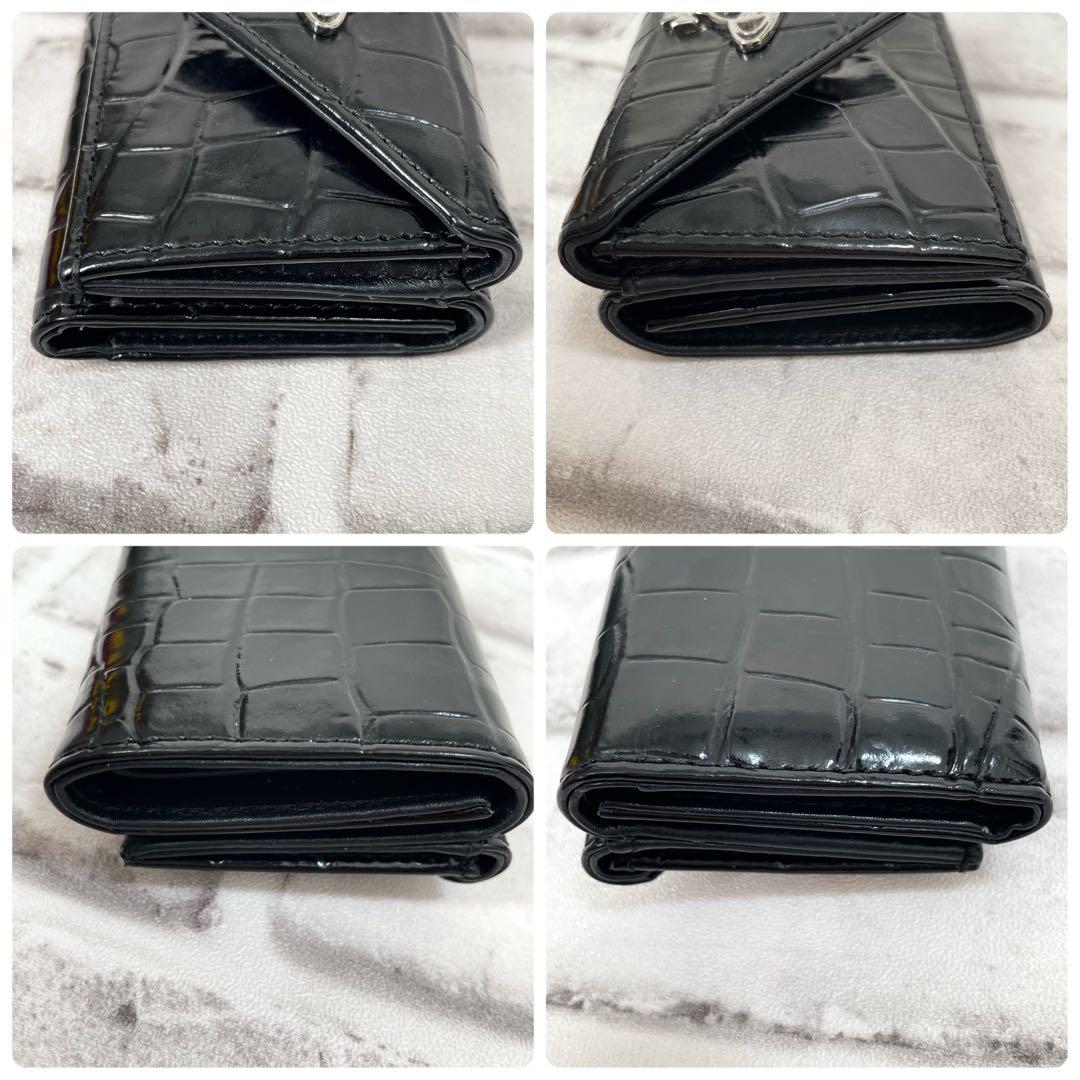 美品✨ヴィヴィアンウエストウッド　三つ折り財布　クロコ型押し　レター型　黒