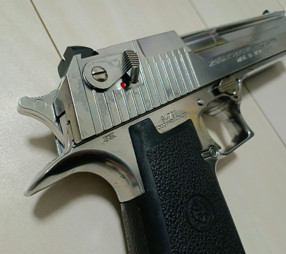 【中古品】東京マルイ 新型 ガスガン「デザートイーグル.50AE」ステンレス