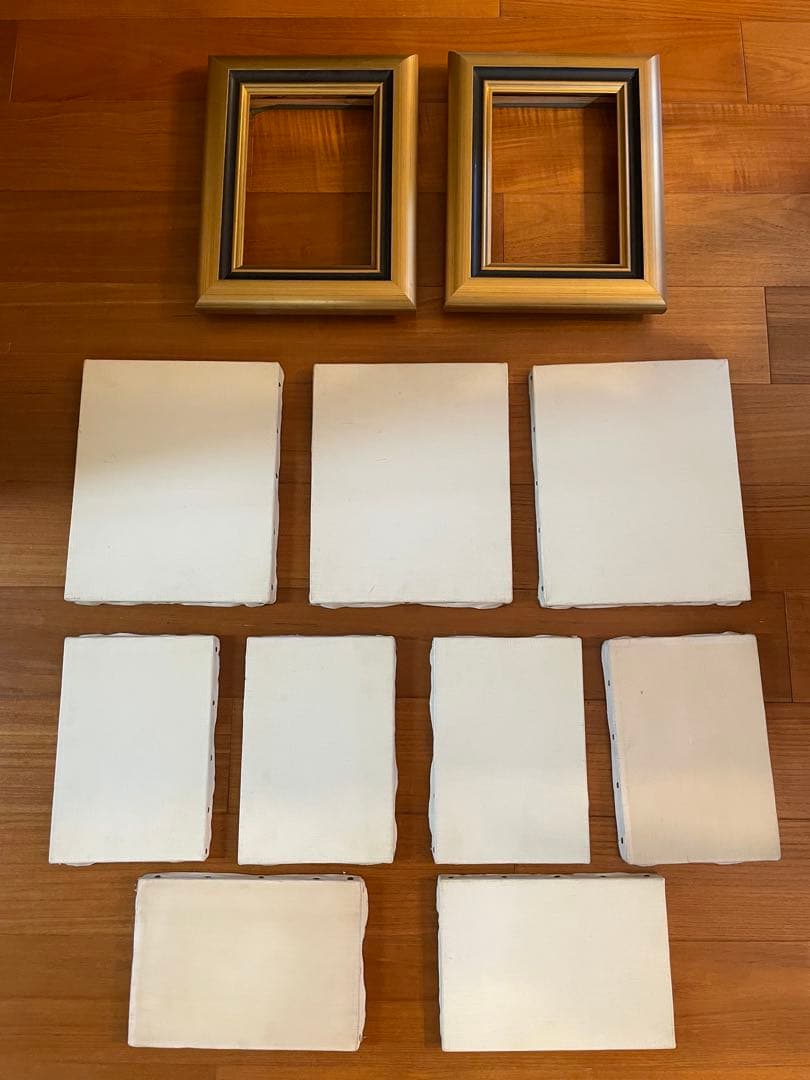 木製金色の油彩用額縁SMサイズ（未使用品）とキャンバスＳＭ,Ｆ3サイズ