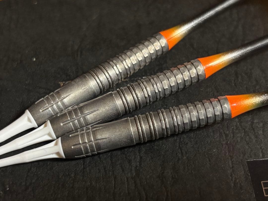 ダーツ JOKERD EXTREME INSPIRE HOWK EYE