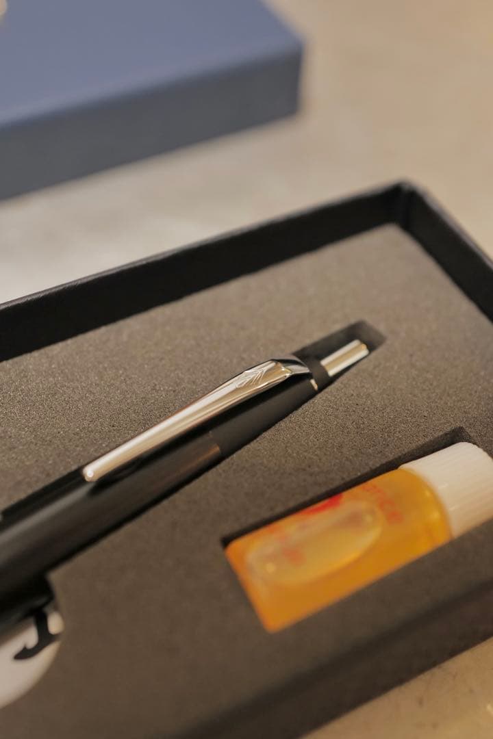 め*ね様 野原工芸　グラナディラ ボールペン スリム