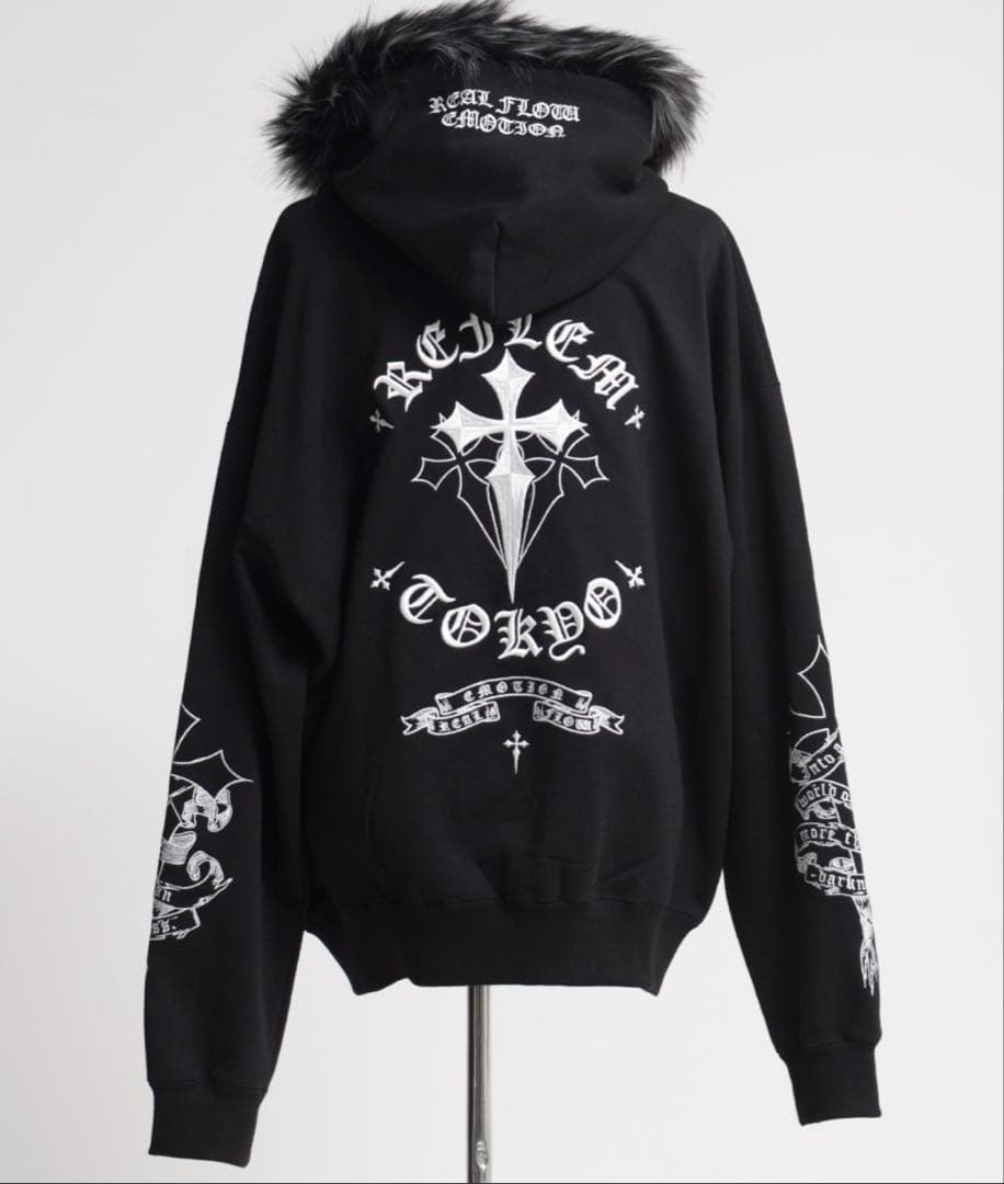 『REFLEM/レフレム』ファー付きクロス刺繍ZIPパーカージップアップパーカー