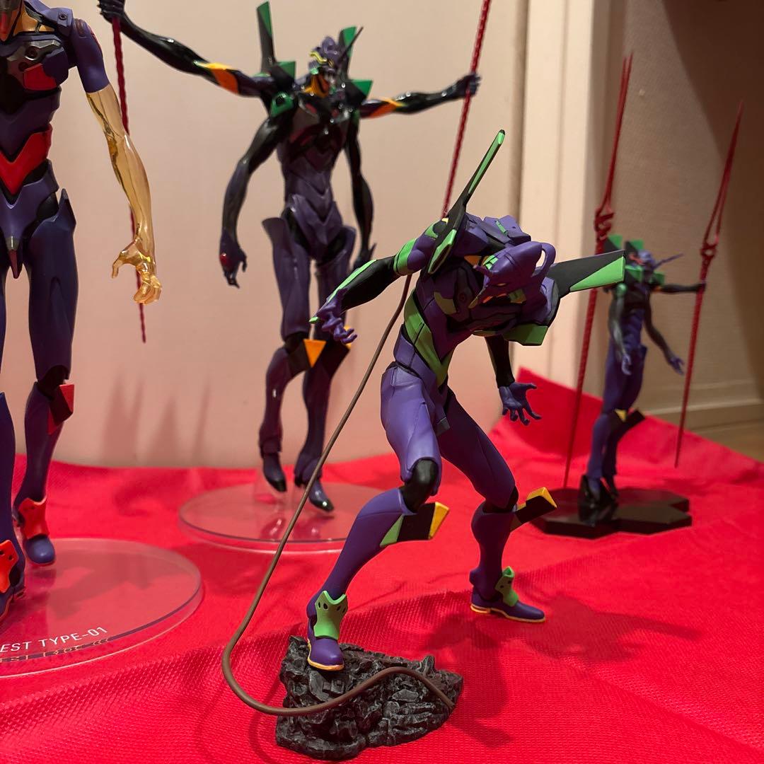 エヴァンゲリオン初号機および第13号機4体セット