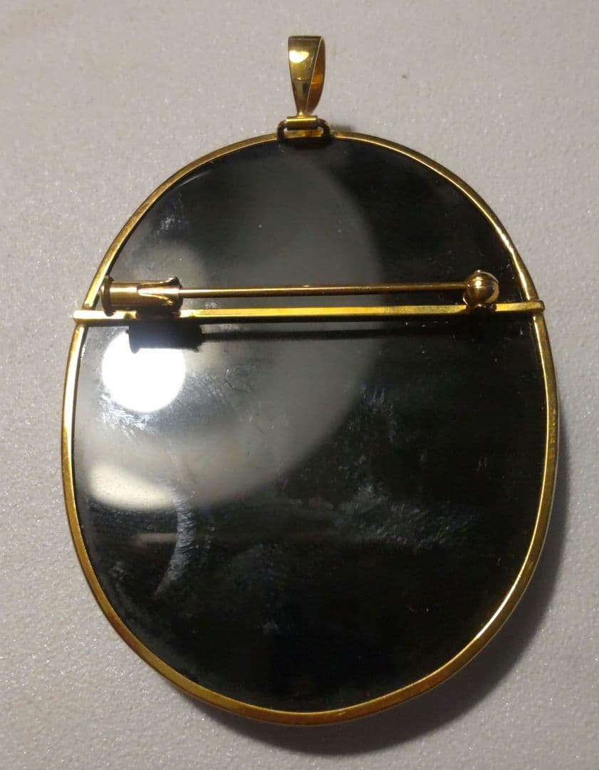 18金 ストーンカメオ ブローチ 女性と子