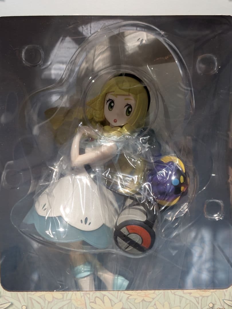 M*T様 【KOTOBUKIYA】フィギュア　リーリエ＆コスモッグ