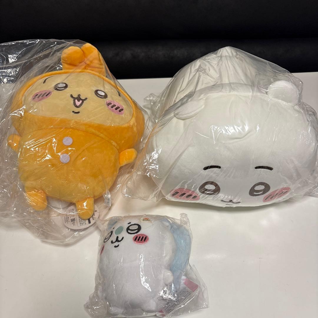 タグ付き　ちいかわ　ぬいぐるみ　まとめ売り　大量　140サイズ2箱分！　グッズ