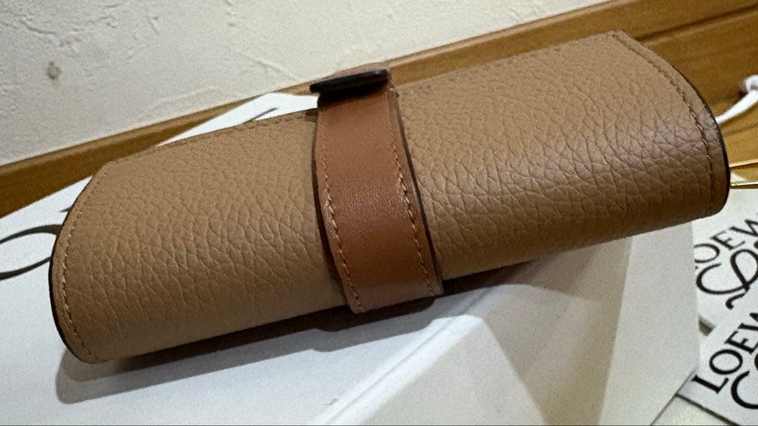 ロエベ バーティカル ウォレット スモール 3つ折り財布