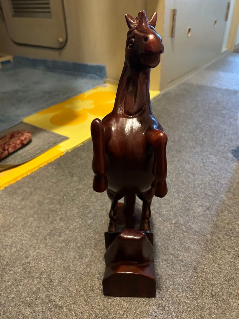 【ヴィンテージ】　木製　馬の彫刻