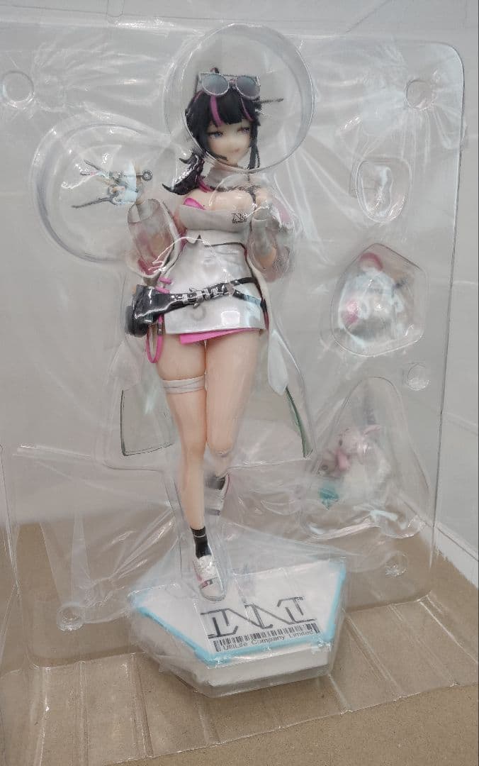 『ニューラルクラウド』 ヴィー フィギュア