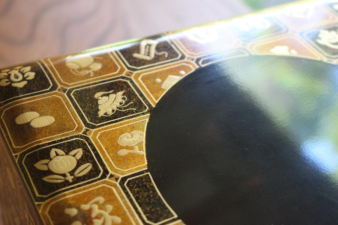 デッドストック！内朱金縁黒漆に極上宝尽蒔絵の映える二段重（検輪島塗重箱お重