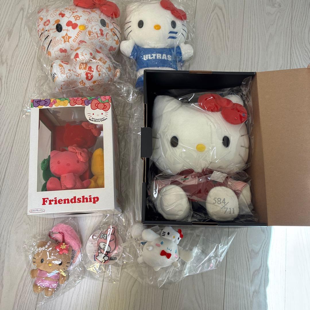 レア　サンリオ　ハローキティ　ぬいぐるみ　マスコット　まとめ売り　シリアル