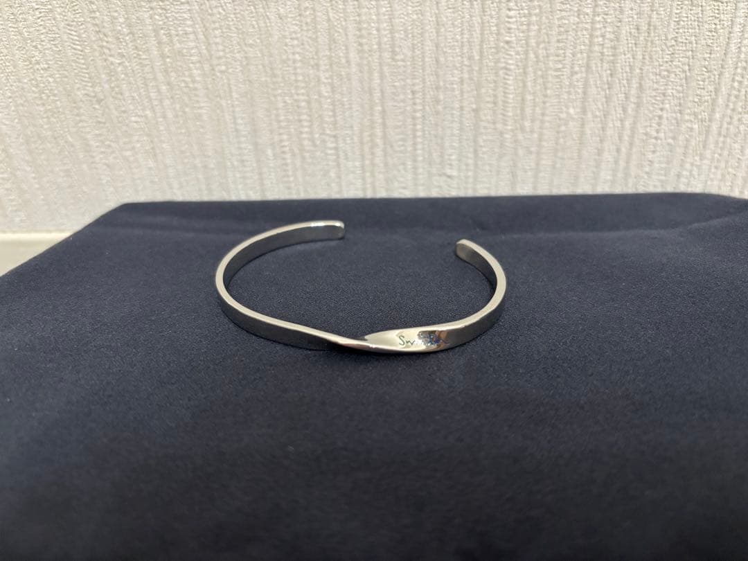 Paul Smith ロゴツイストバングル