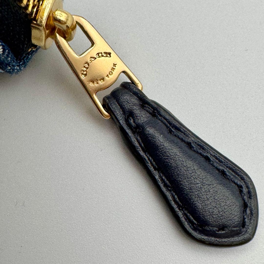 未使用　COACH デニム ジップアラウンド ケース コンパクト財布