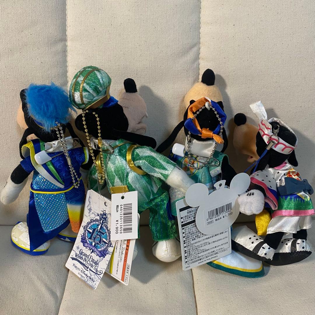 ユ*キ様 ディズニー　グーフィー マックス　ぬいぐるみ　キーチェーン　など　まと