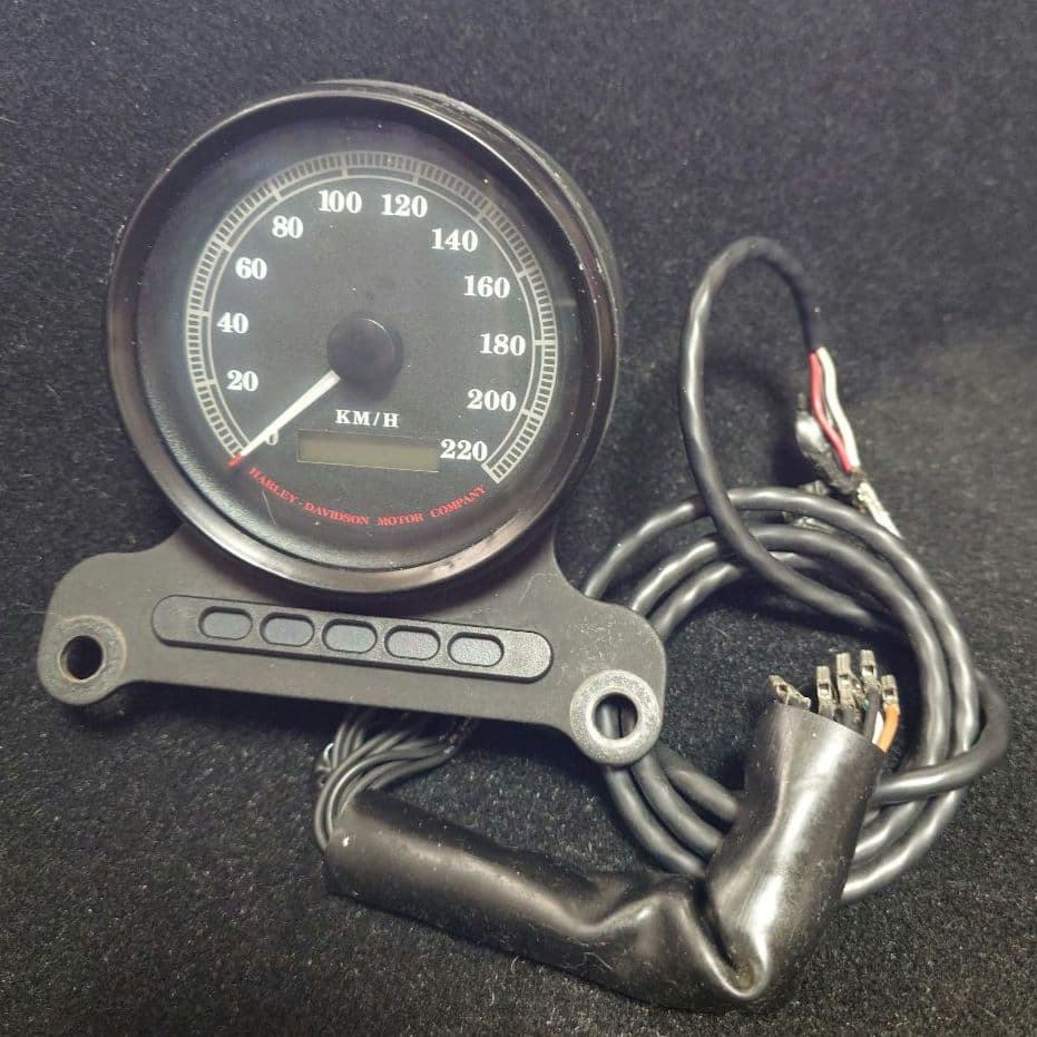 ハーレーダビットソン純正 スピードメーター 速度計220km/h