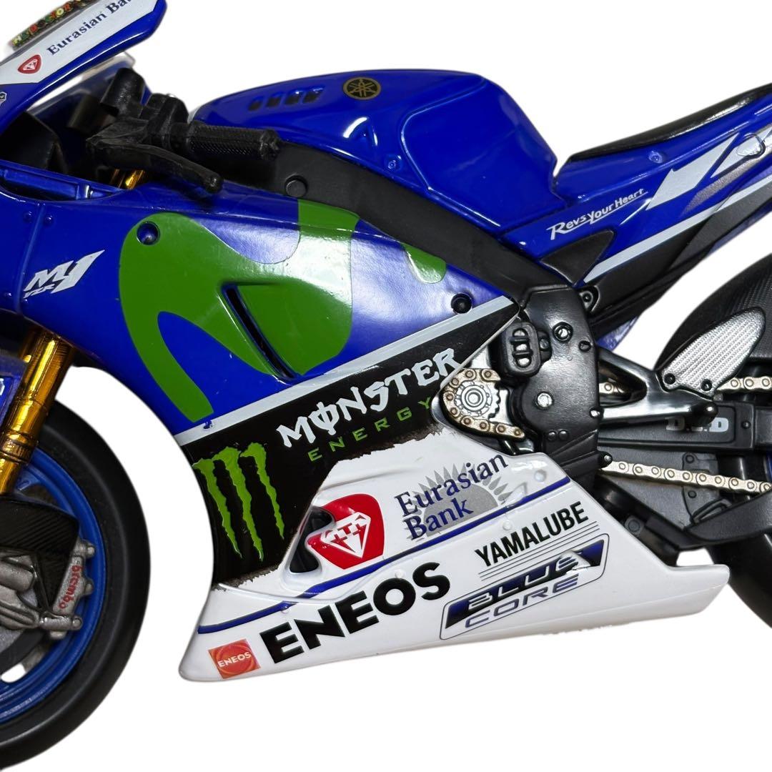 YAMAHA YZR-M1 モビスターヤマハ ロッシ No.46