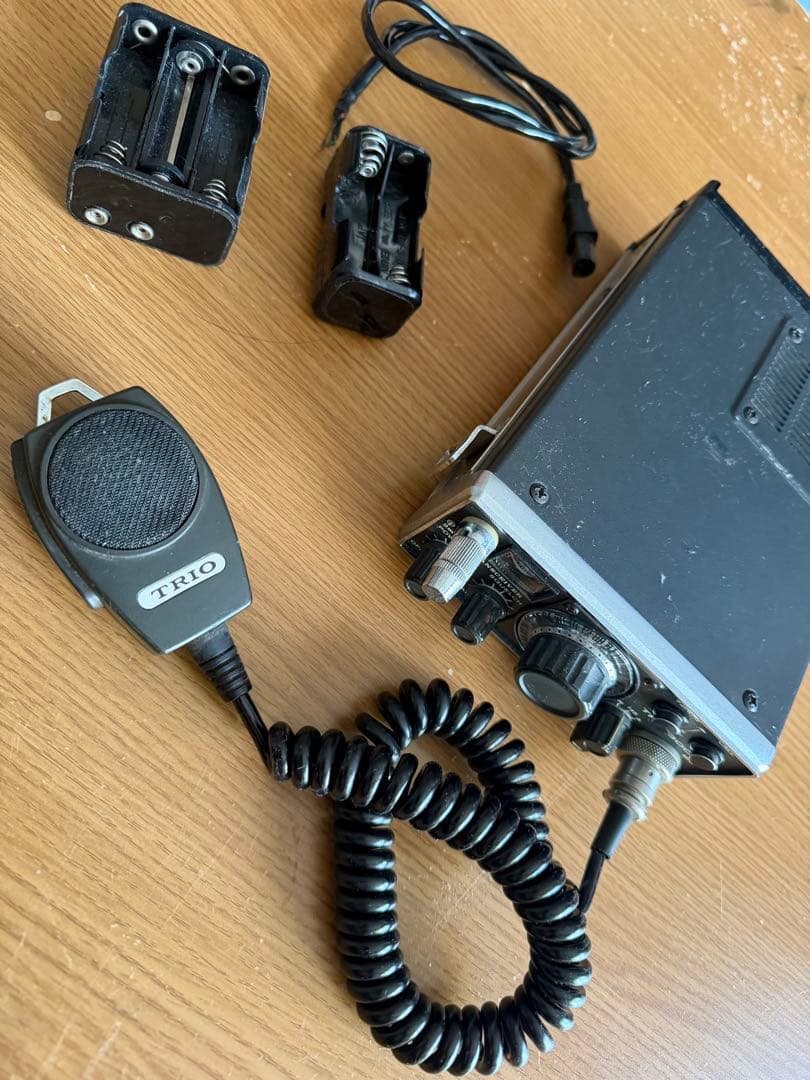 TRIO TR-2300 1ワット機　マイク　電源ケーブル　電池ケース