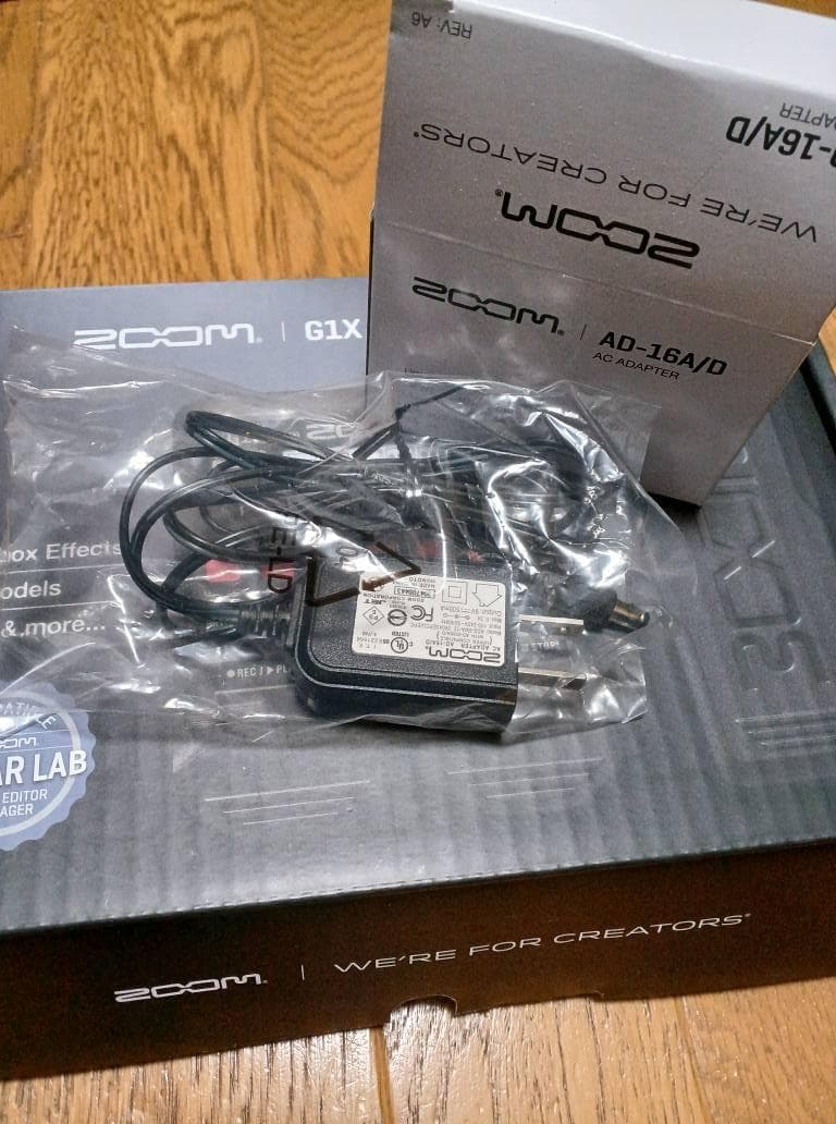 【ZOOM】G1X FOUR　ACアダプター付き ギター用マルチエフェクター
