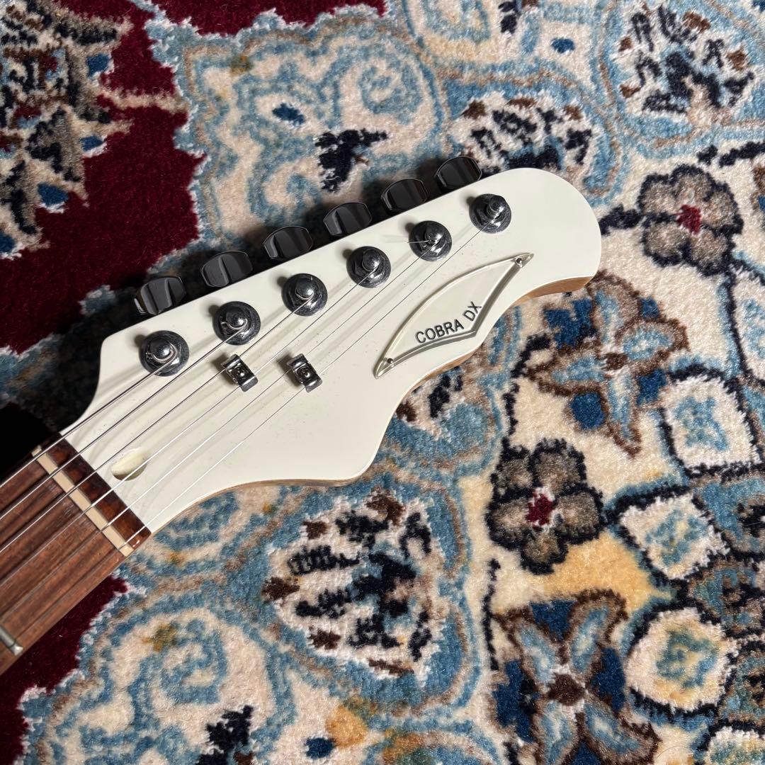 【レア美品】Burns LONDON / Cobra DX ホワイト　ギター