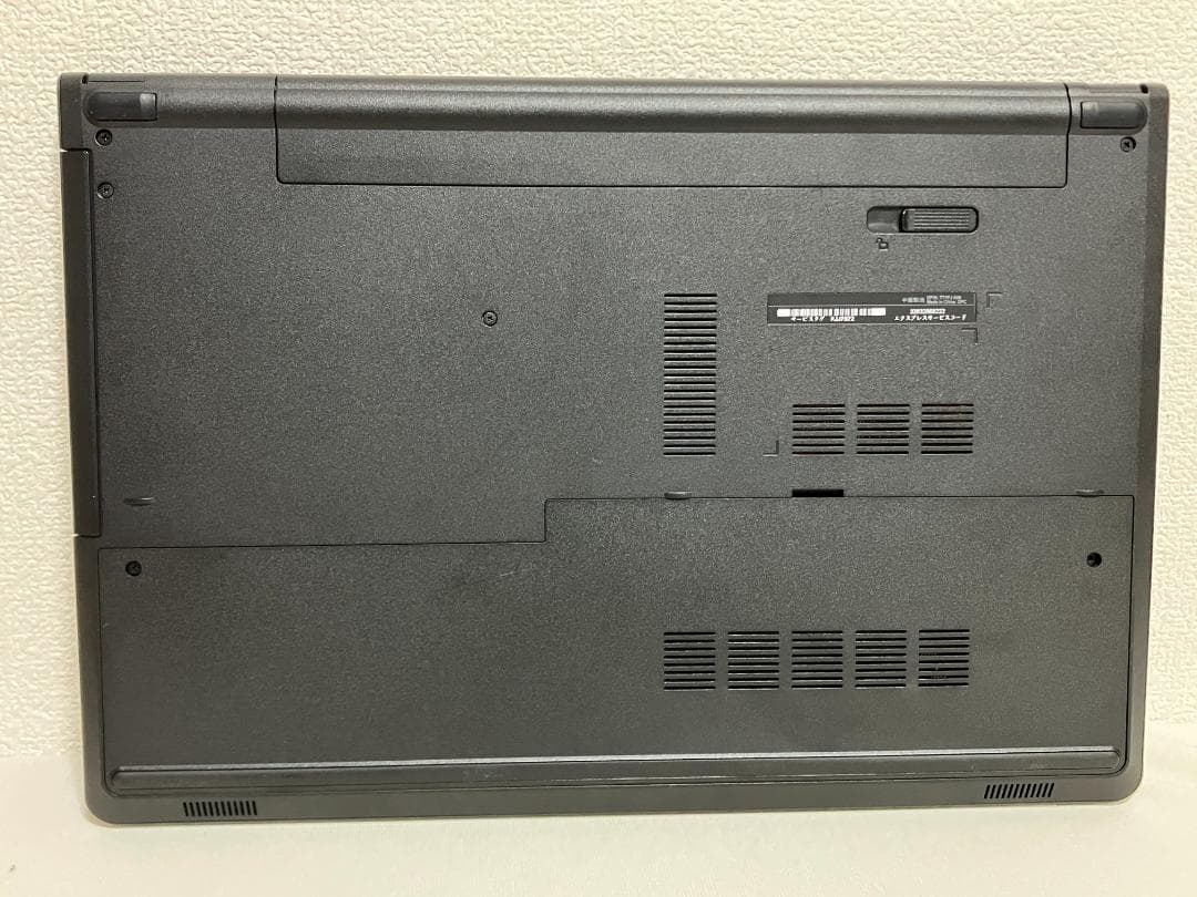 Dell Inspiron 15 5000 5555 ノートパソコン 15.6型