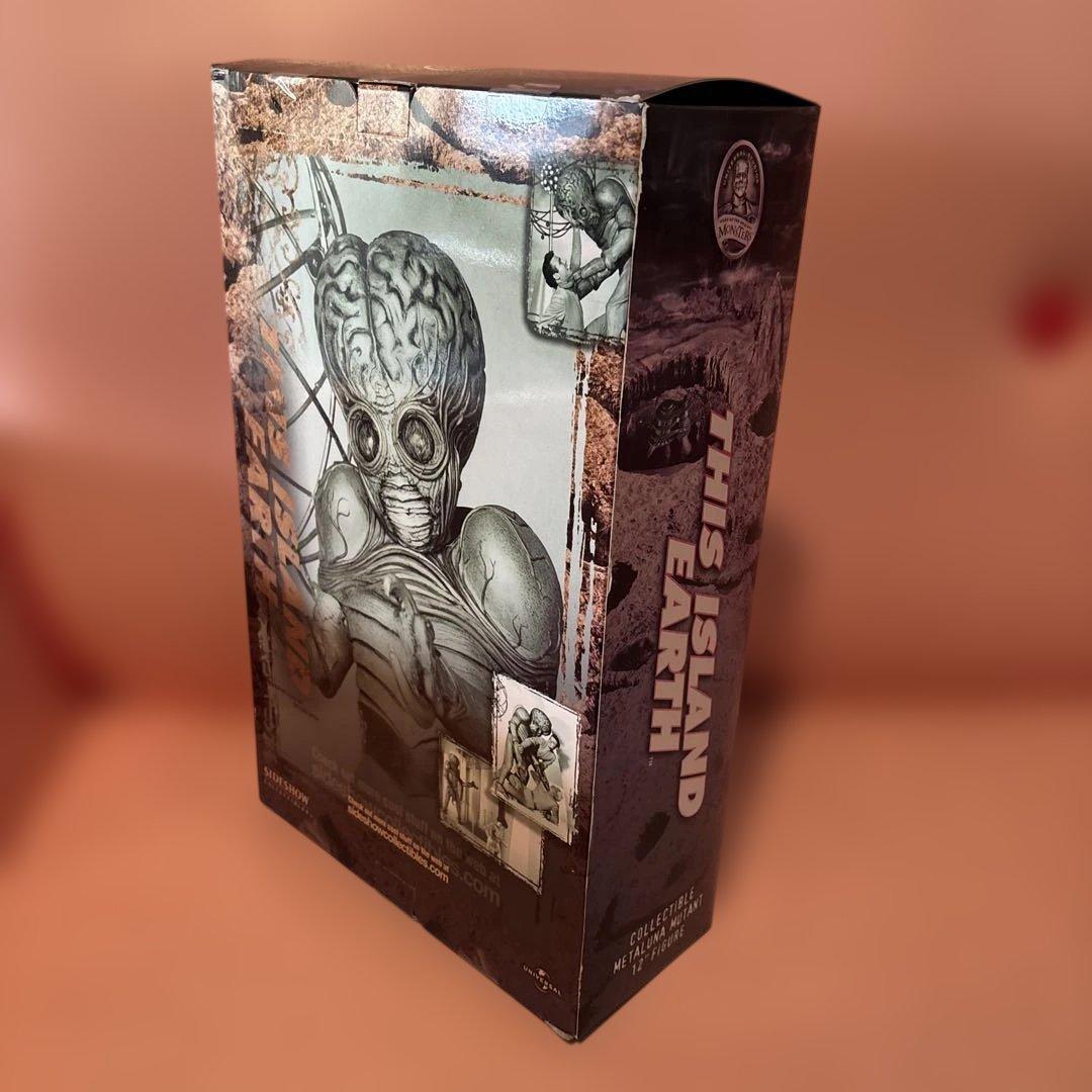 THIS  EARTH（宇宙水爆戦）フィギュア