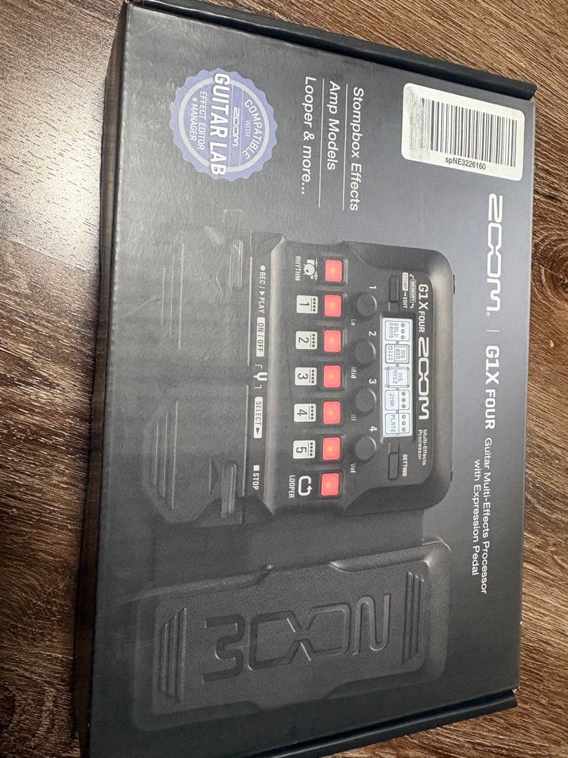ZOOM G1X FOUR ギターエフェクター
