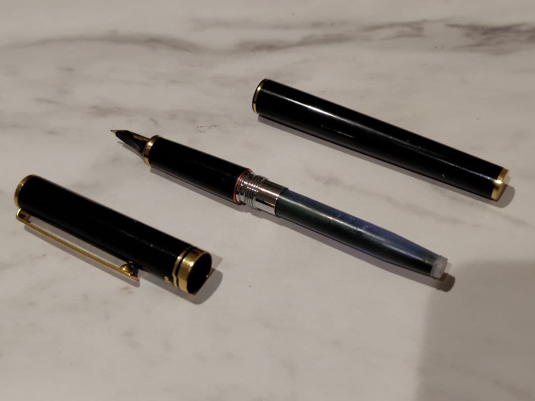 プラチナ　Belage　ベラ―ジェ　万年筆　14K　筆記確認出来ない