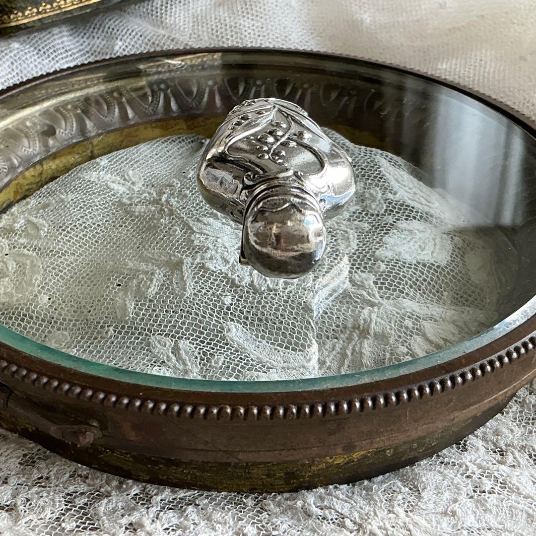 【B】フランスアンティーク　すずらん　パフュームボトル　フラコン・ド・セル