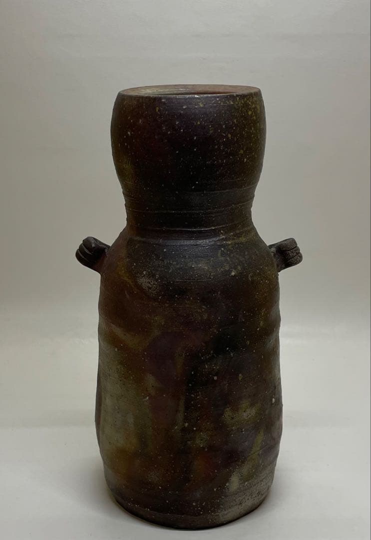 県指定重要無形文化財　金重道明　備前焼　耳付花入　共箱 　　　y16