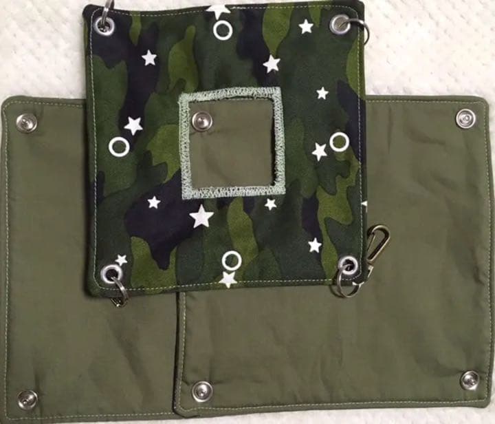 モモンガハウス（迷彩柄・星）モスグリーン   秋・春仕様  1950円