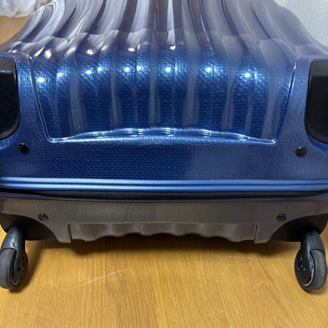 4～7泊 68L コスモライト スピナー　サムソナイト