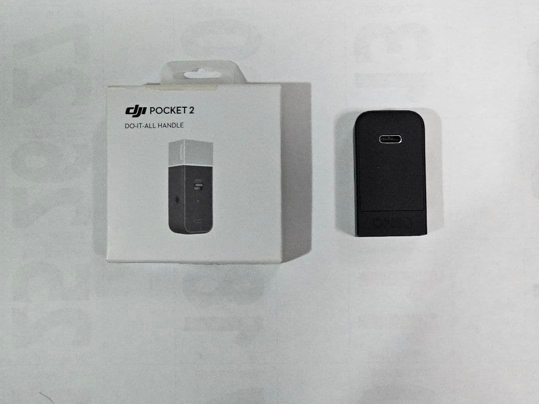 DJI POCKET2 美品（同梱物あり）、DO-IT-ALL HANDLE付属