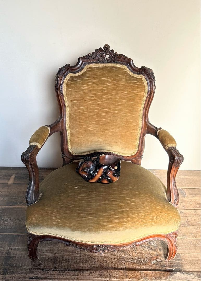 アンティーク アームチェア フランス様式 19世紀末｜修復前 低座