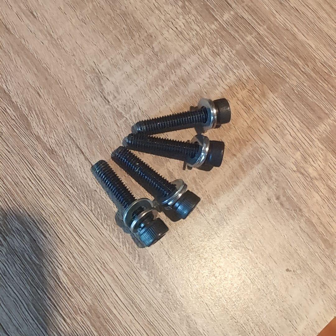 《送料込》無印良品 リビングでもダイニングでもつかえる テーブル4 食卓机