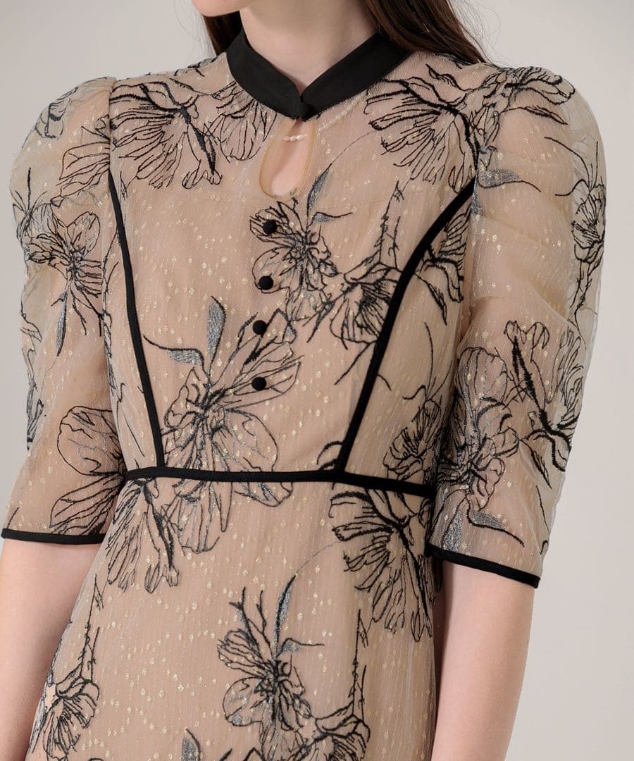 【美品】Leja 配色パイピングプチハイネック花柄刺繍ラメレースロング丈　M