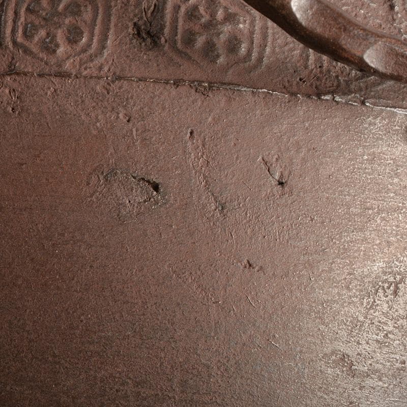 茶道具　釜師　畠春斎作　亀甲文釜　鉄釜　共箱　M　R5520C