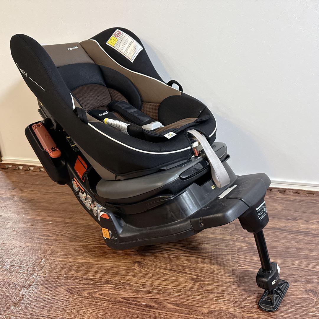 Combi コンビ チャイルドシート ブラック/ブラウン ゼウスターンユーロ