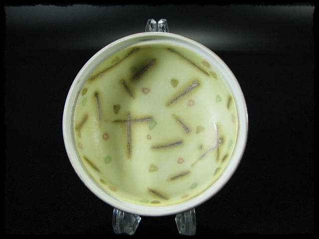 人気作家 伊藤 北斗 釉刻色絵金銀彩 茶入 バラ 魚 四方桟 共箱 e166