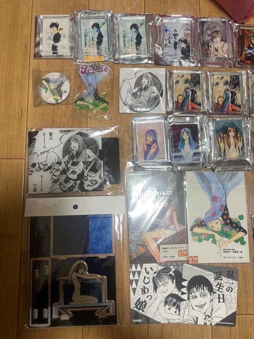 伊藤潤二　富江 缶バッジセット