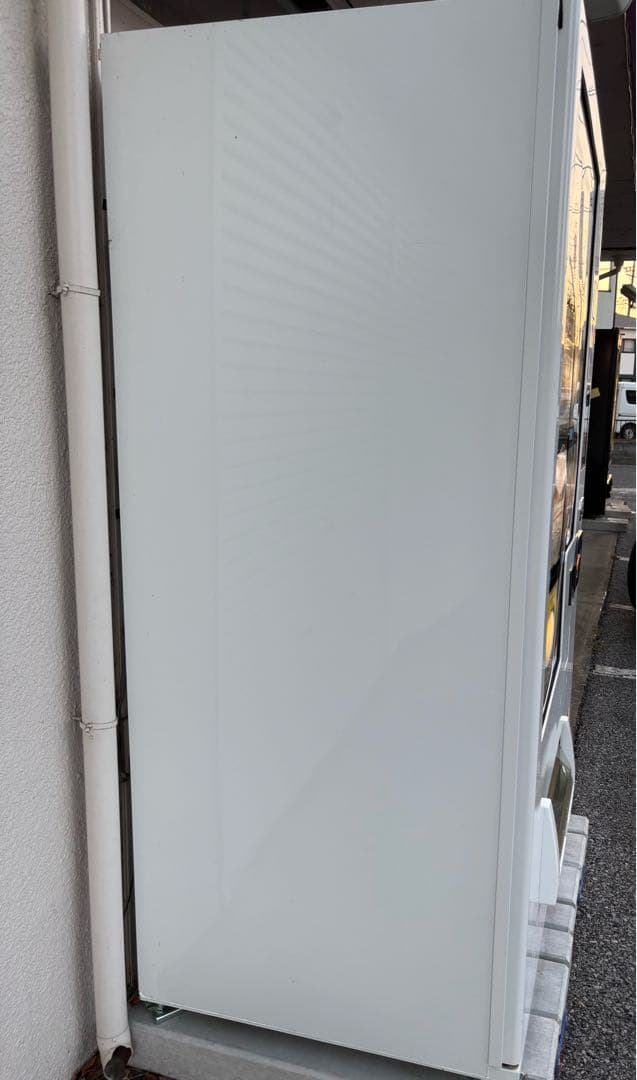 冷凍自販機「ど冷えもん」中古美品