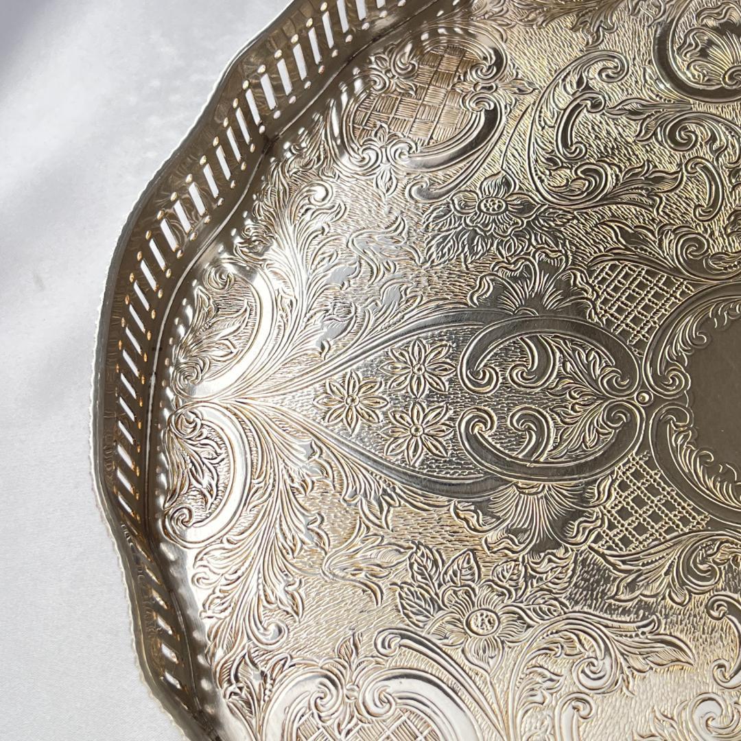 【英国】 ギャラリートレー サークル型 25cm クロウフット