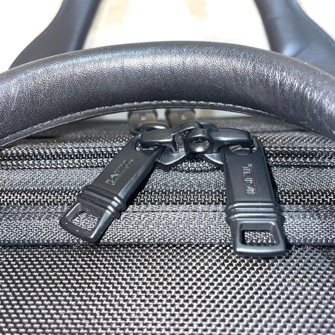 TUMI ALPHA3 ツミ トゥミ アルファ3 デラックス 4輪 ラップトップ