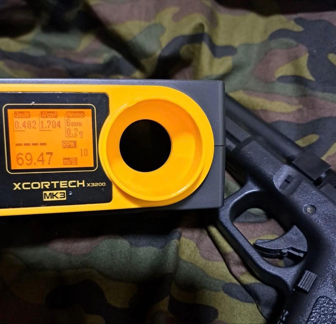 東京マルイ GLOCK 18C 電動ガン　充電池有り